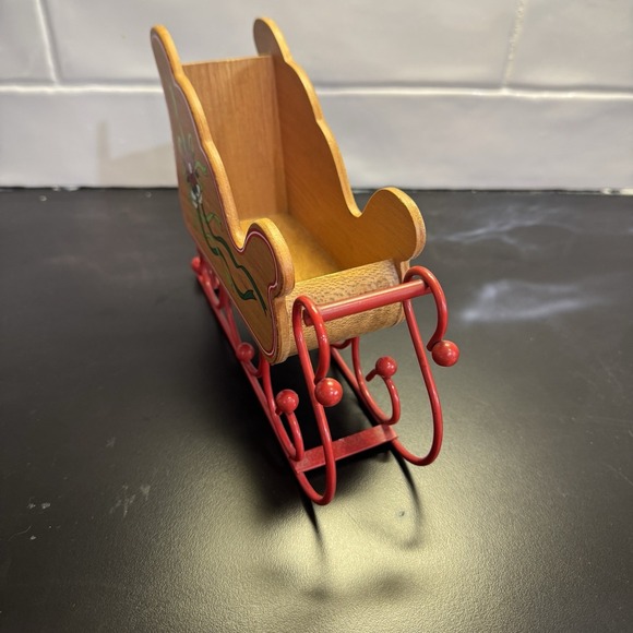Vintage Wooden Christmas Santa Sleigh Red Metal Runner Table Decor 8.5" X 6" - Picture 3 of 9